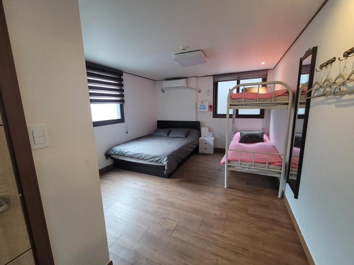 Olive Hostel Myeongdong Seul Zewnętrze zdjęcie