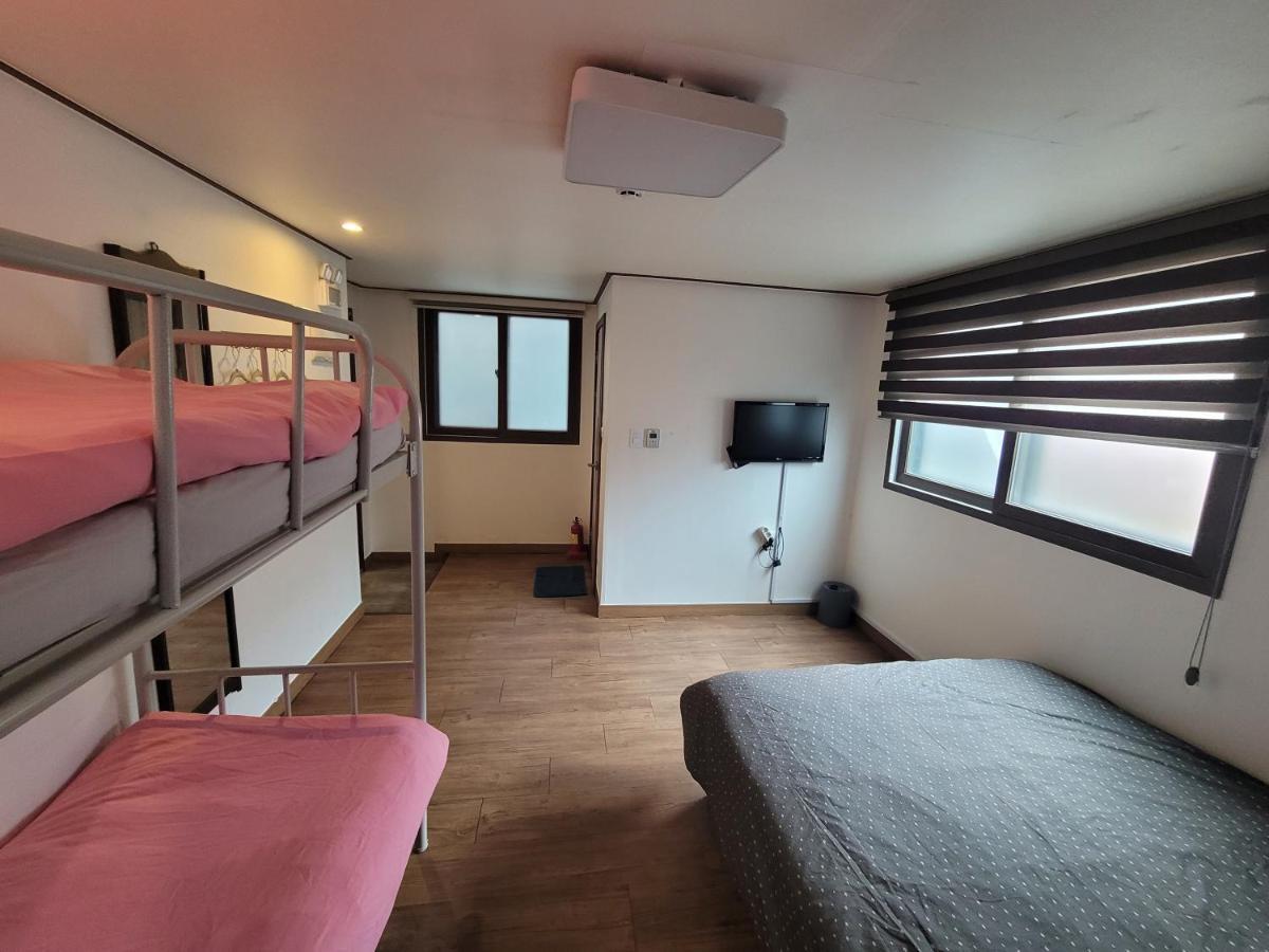 Olive Hostel Myeongdong Seul Zewnętrze zdjęcie