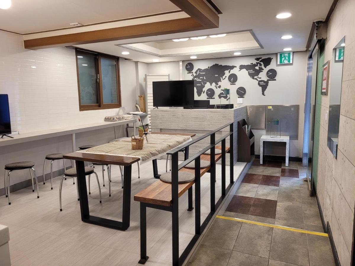 Olive Hostel Myeongdong Seul Zewnętrze zdjęcie