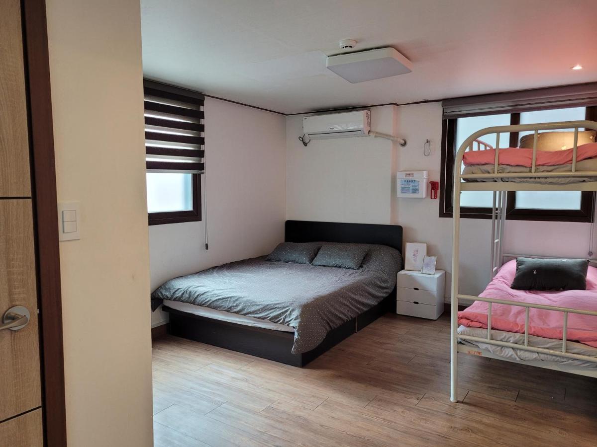 Olive Hostel Myeongdong Seul Zewnętrze zdjęcie