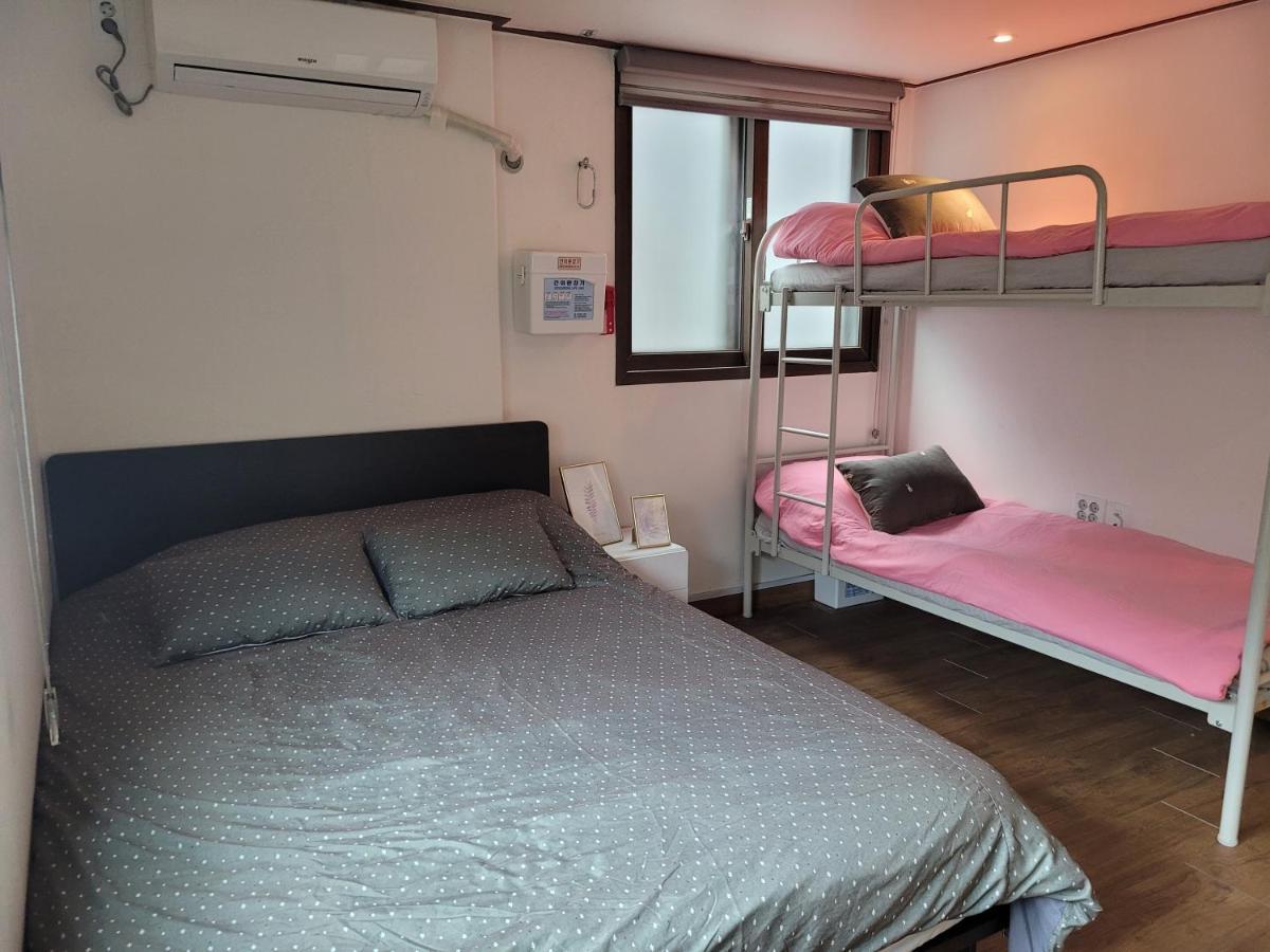 Olive Hostel Myeongdong Seul Zewnętrze zdjęcie