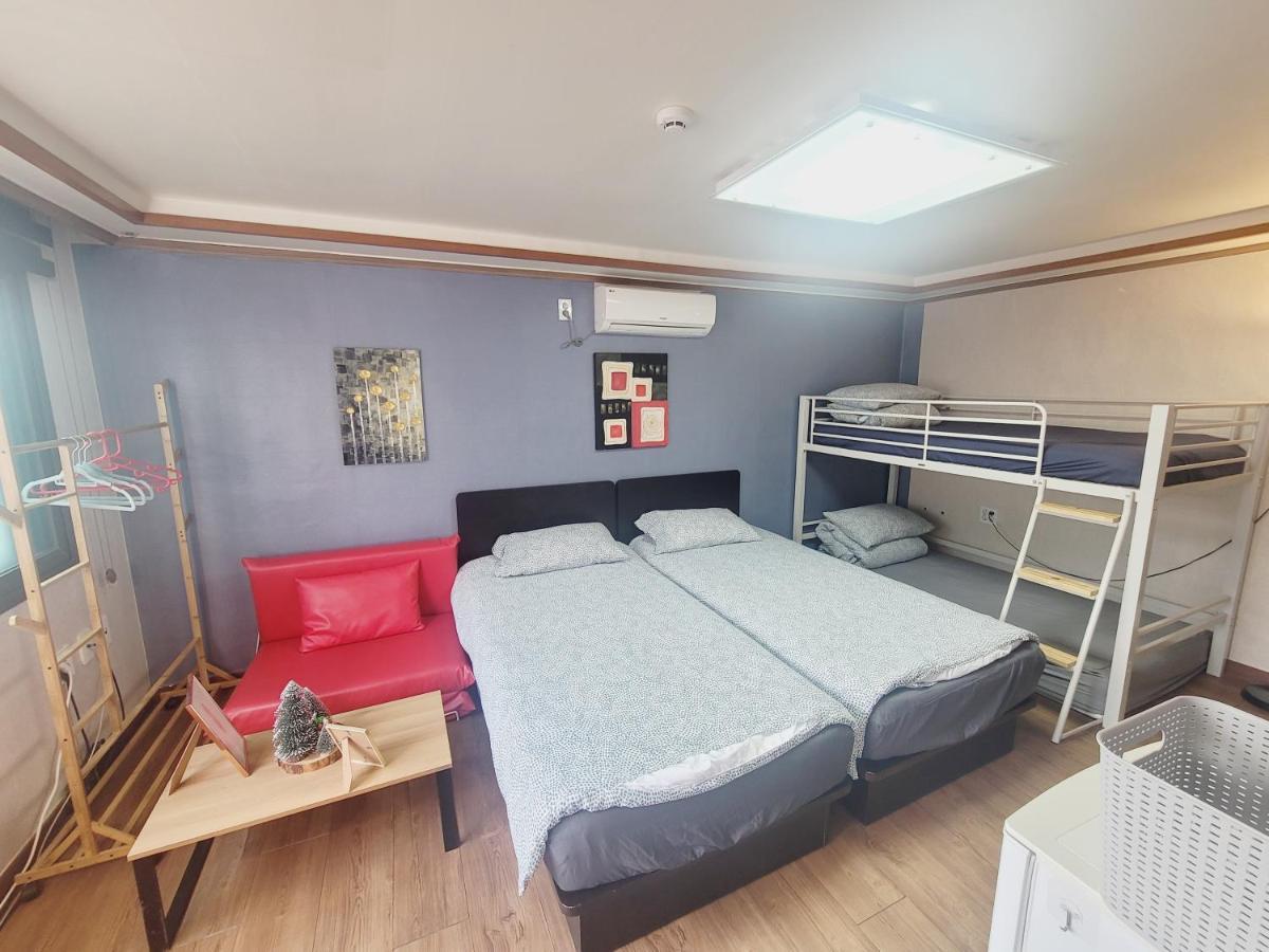 Olive Hostel Myeongdong Seul Zewnętrze zdjęcie