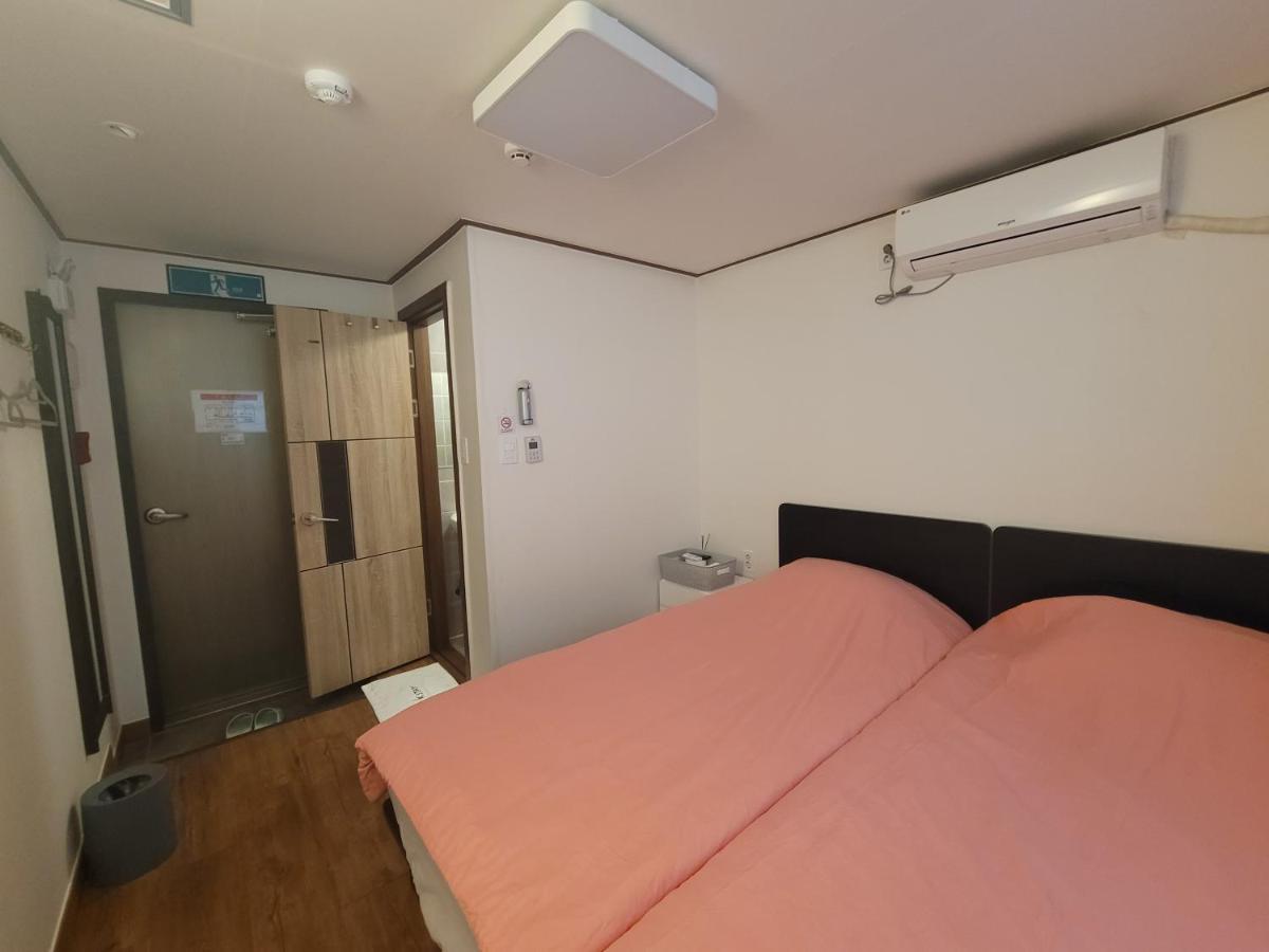 Olive Hostel Myeongdong Seul Zewnętrze zdjęcie