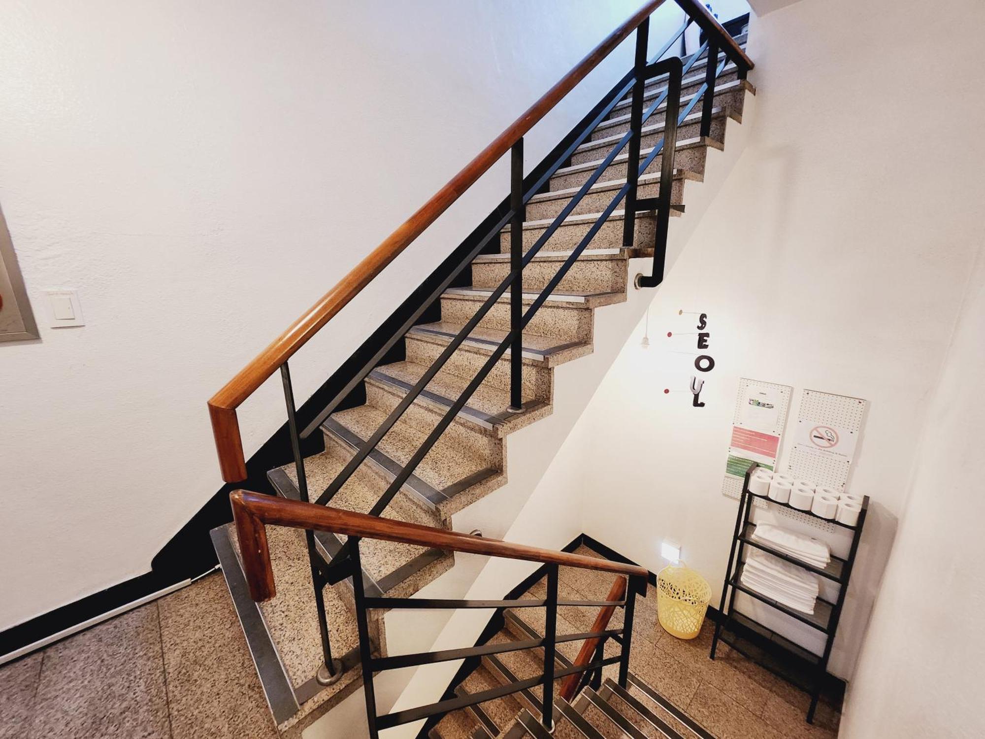 Olive Hostel Myeongdong Seul Zewnętrze zdjęcie